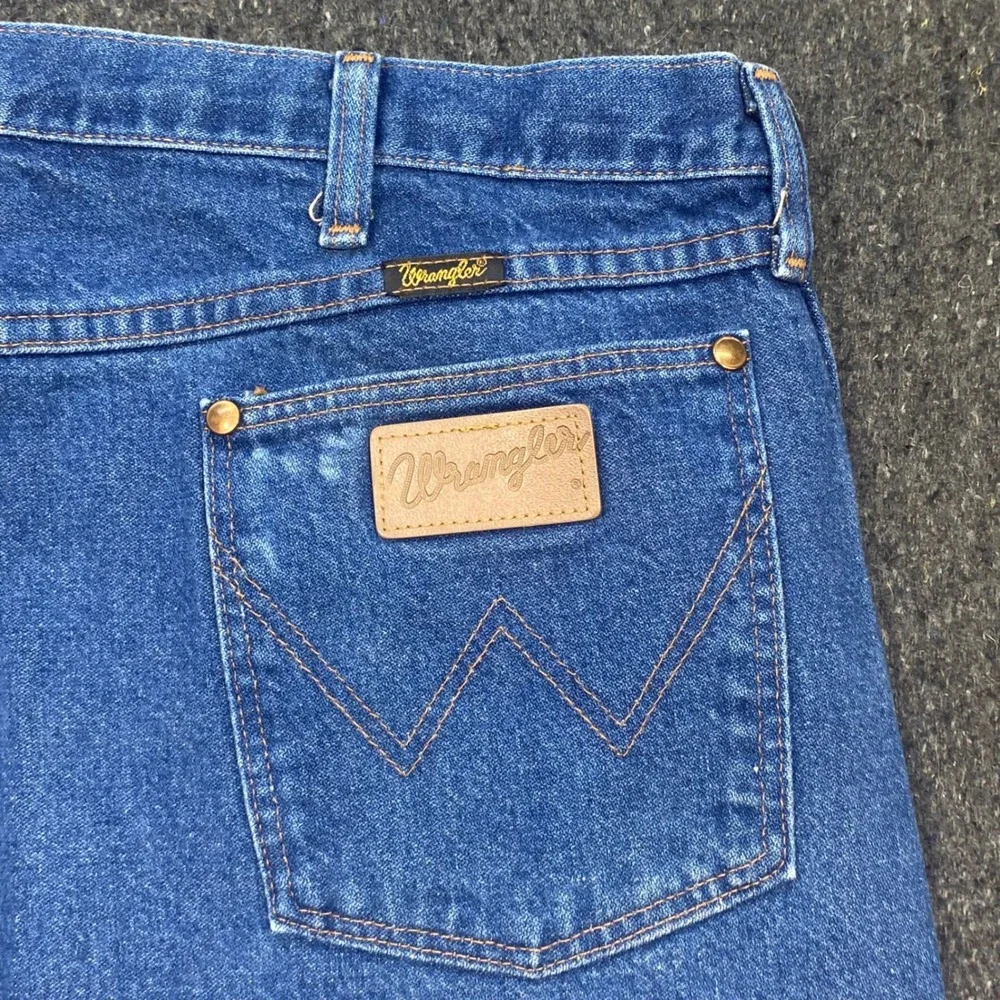 Wrangler Western Mens 42x30 Vintage Made in USA Cowboy Cut Blue Jeans 13MWZPW‎